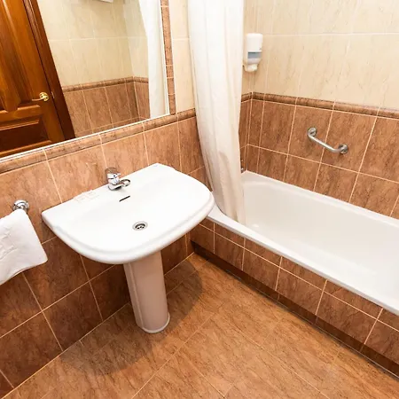 Hotel Valle Luinas