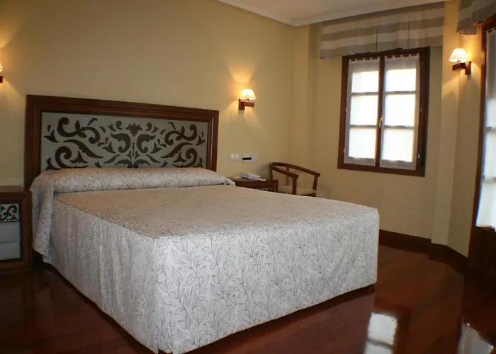 Valle Luiñas Hotel 3*