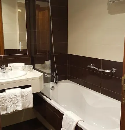 Szálloda Valle Luinas 3*