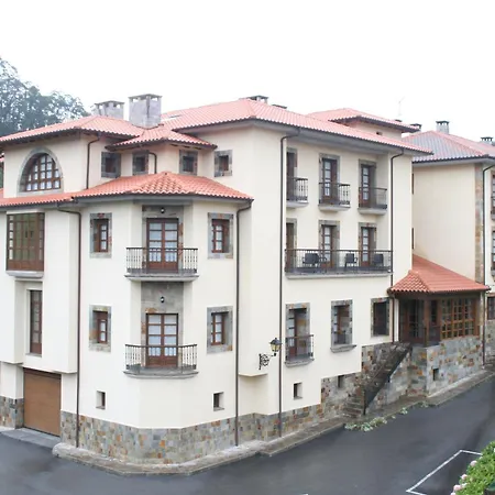 Valle Luinas 3* Soto de Luiña